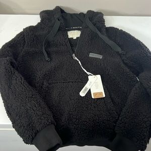 Simply southern pullover